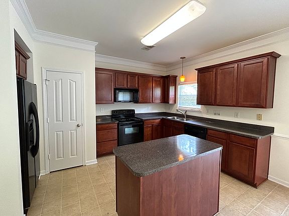 5th image of 3010 Ernest Russell Ct