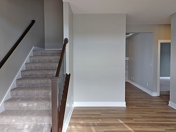 3rd image of 7661 Devonwood Ct