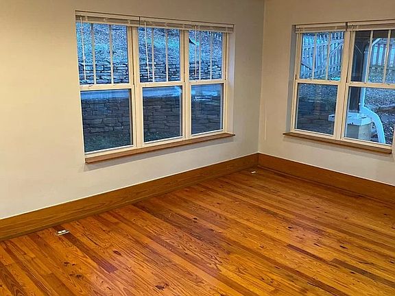 4th image of 608 N Assembly Dr