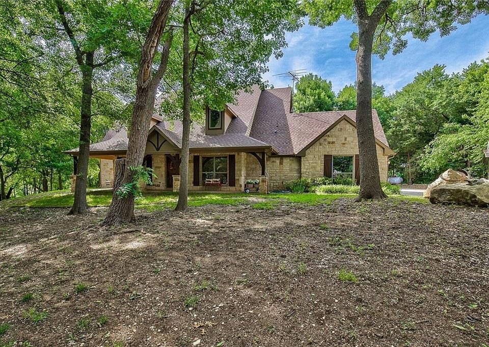 1st image of 52 Oak Shore Dr