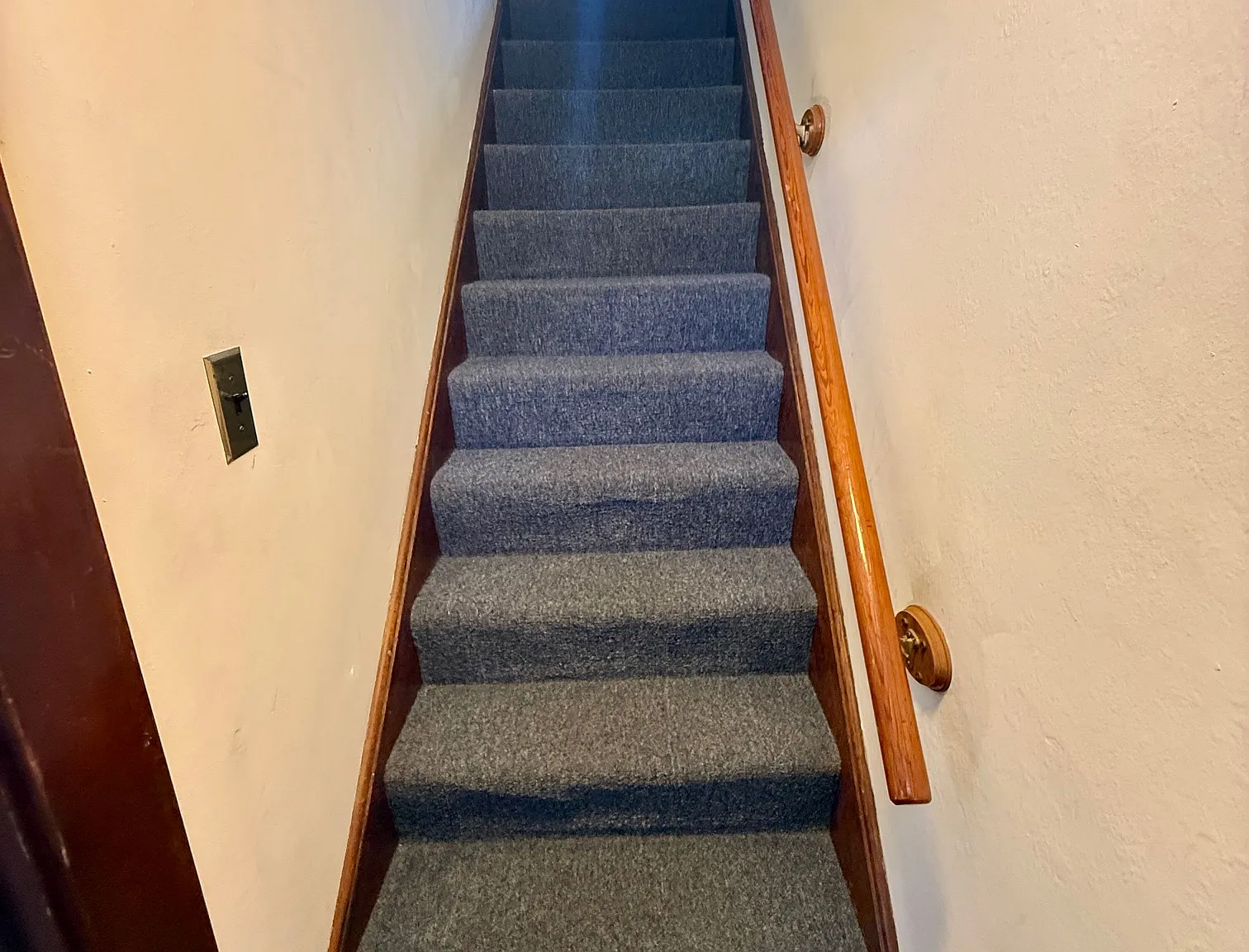 2 bed, 800 sqft, $2,050 — Photo 2