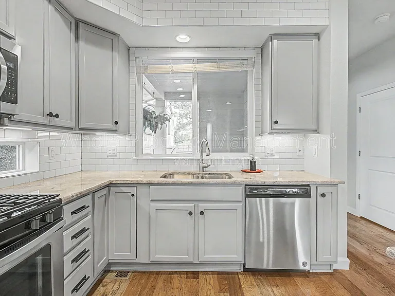7255 W Evans Ave — Photo 7