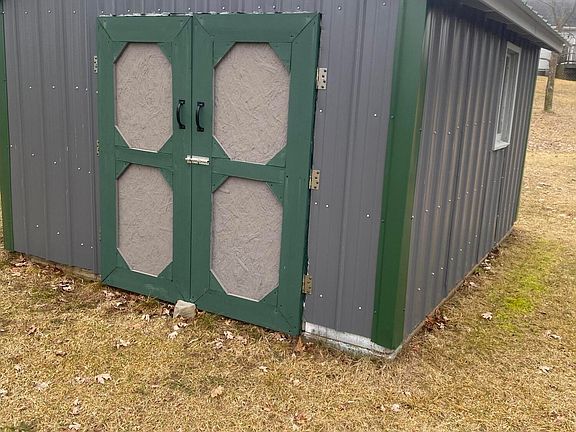 3rd image of 221 Rasmussen Dr