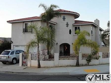 1st image of 3298 Carnell Ave