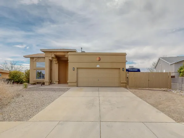 6700 Augusta Hills Dr NE, Rio Rancho, NM 87144