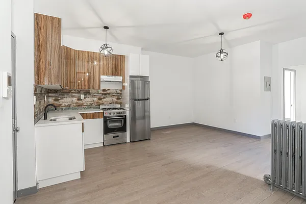 Rented by Pinn Realty | media 15