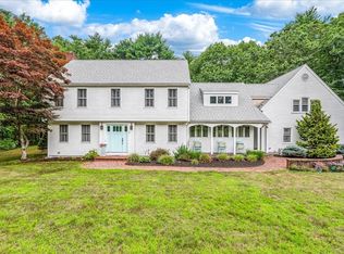 14 Walter Faunce Rd, Kingston, MA 02364