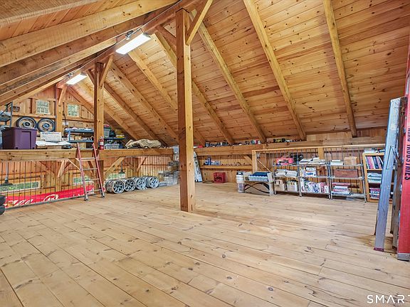 33rd image of 26 Codfish Hill Road