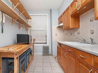 22-67 42nd St #1C, Astoria, NY 11105