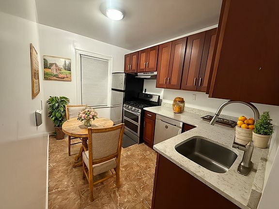 3rd image of 50-37 48th St #2