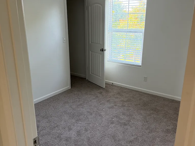 1774 W Burgundy Way — Photo 13