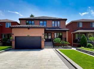 139 Pinewood Dr, Vaughan, ON L4J 5P7