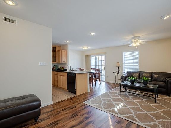 2nd image of 3498 S Oaklawn Cir
