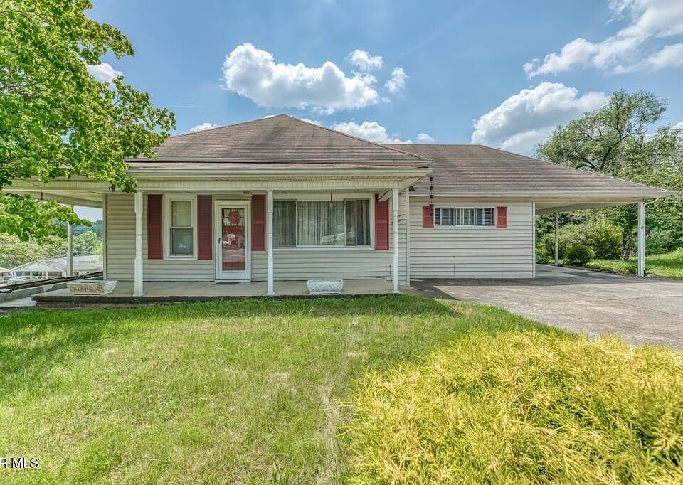 1st image of 1519 Bloomingdale Rd