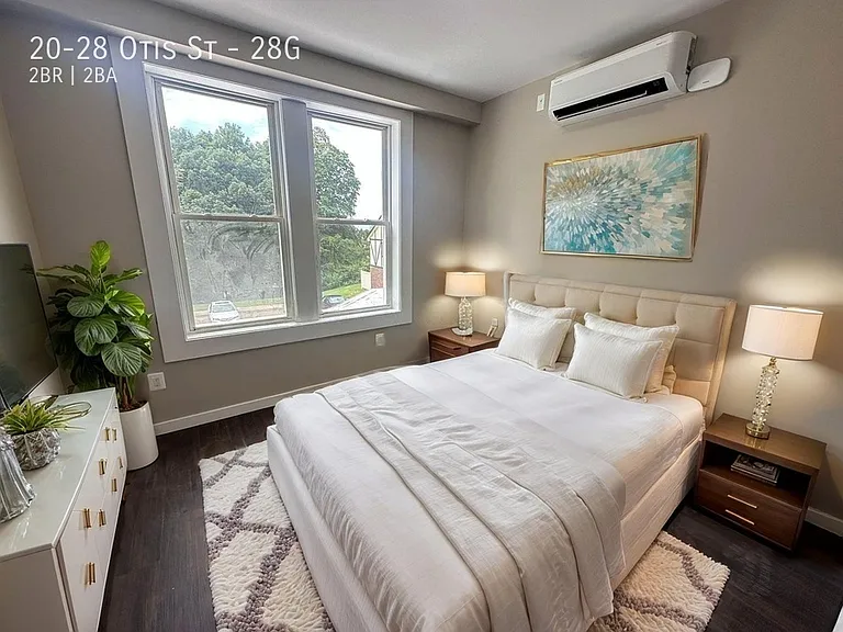 20-28 Otis St #28G — Photo 7