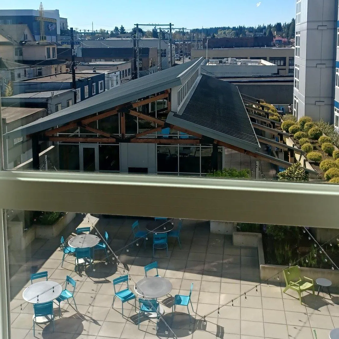 Aero Apartments — Photo 1