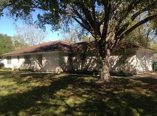 1588 Northside Rd, Victoria, TX 77904