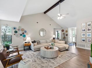 112 Meadow Woods Ln, Niceville, FL 32578