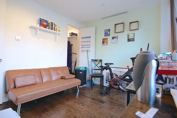 Rented by Nooklyn NYC LLC | media 28