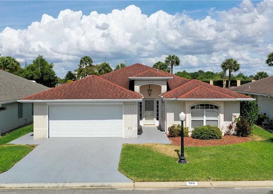 1st image of 572 Teesdale Dr