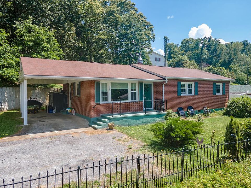 1st image of 313 McArthur St
