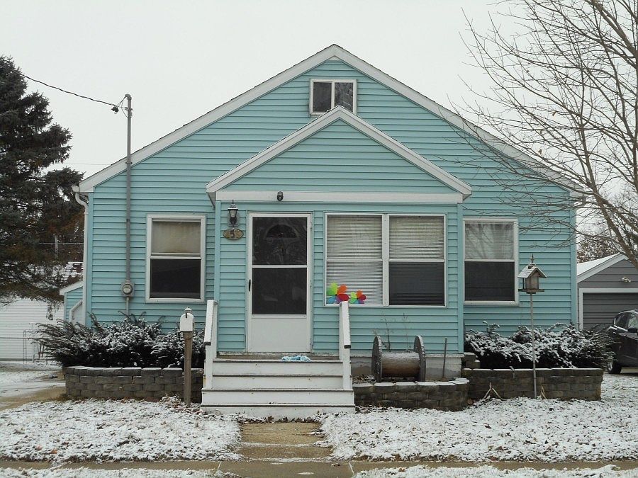 1st image of 453 N Palm St