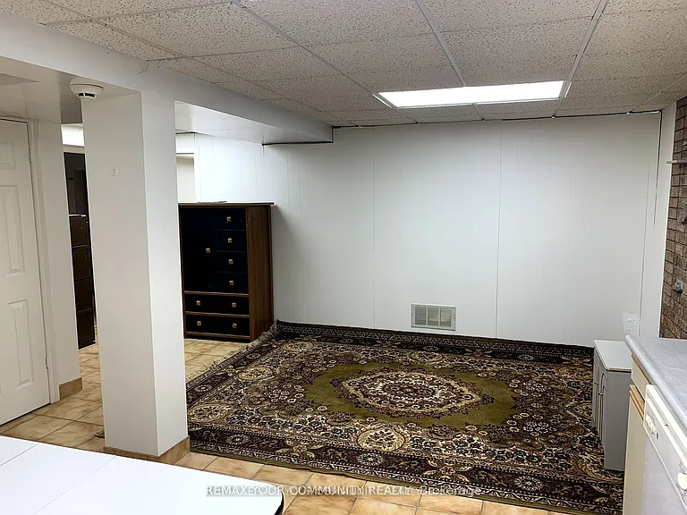 136 Dina Rd #BASEMENT — Photo 5