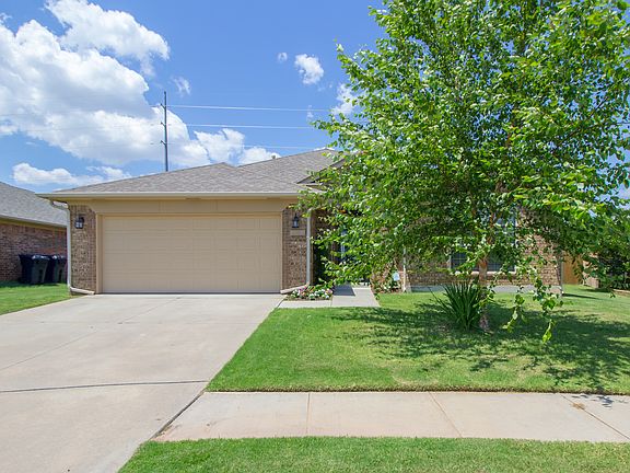 3rd image of 2305 SW 135th St