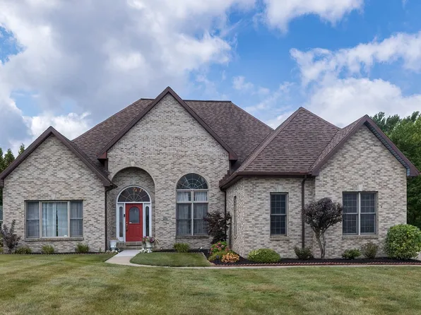 5832 Courtland Dr, Erie, PA 16509