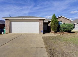 2937 Oakshire St, Denton, TX 76209