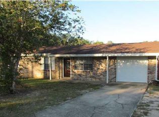 57 Junior Dr, Shalimar, FL 32579