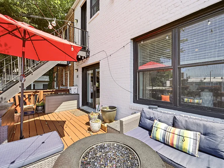1221 Oates St NE #B — Photo 16