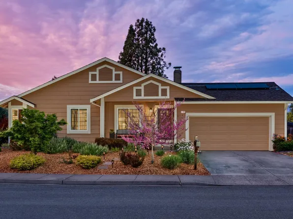 1702 Northstar Drive, Petaluma, CA 94954