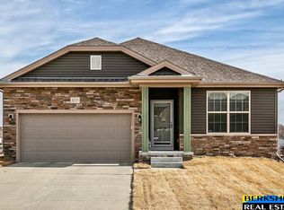 8115 N 158th St, Bennington, NE 68007