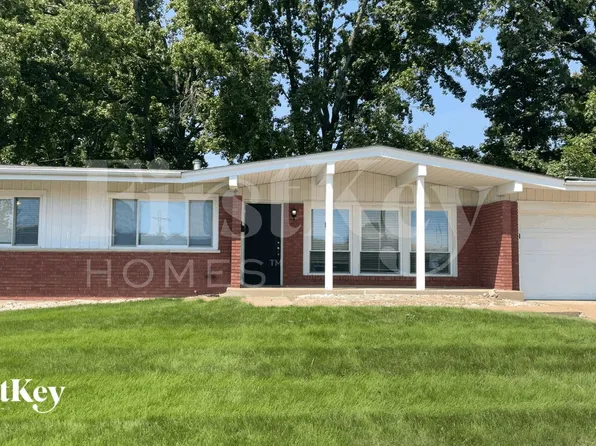 1525 Aintree Dr, Florissant, MO 63033