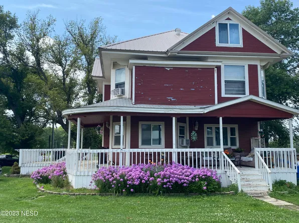 301 Lincoln Ave, Willow Lake, SD 57278