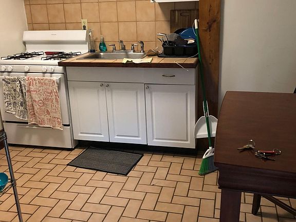 2nd image of 395 State St #4C