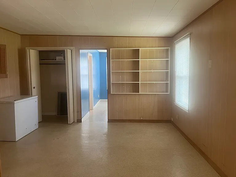 314 Haverford Dr — Photo 2