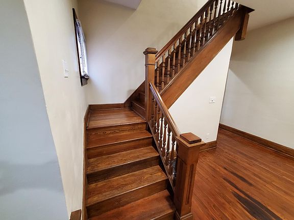 5th image of 1146 Churchman Ave