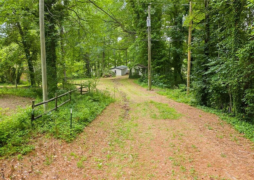 1st image of 3938 Paradise Point Rd