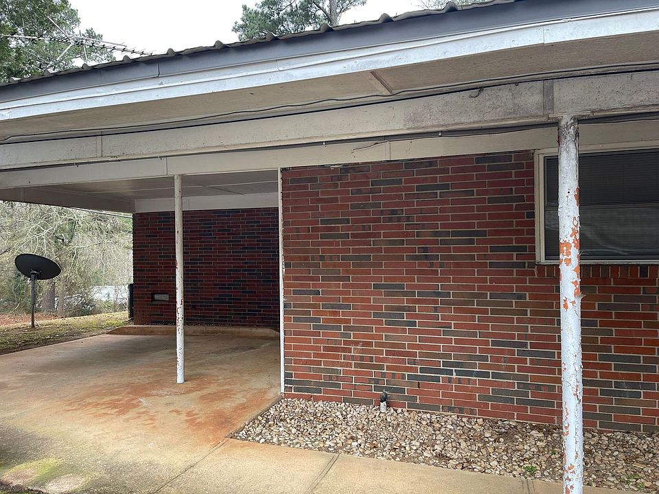 1st image of 1100 Venita Dr