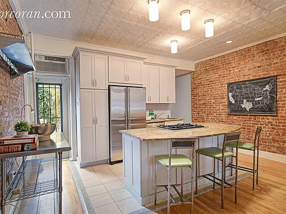 2nd image of 404 6th Ave APT 1L