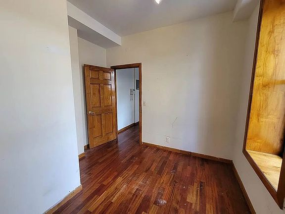 4th image of 173 Lexington Ave Unit 1Z