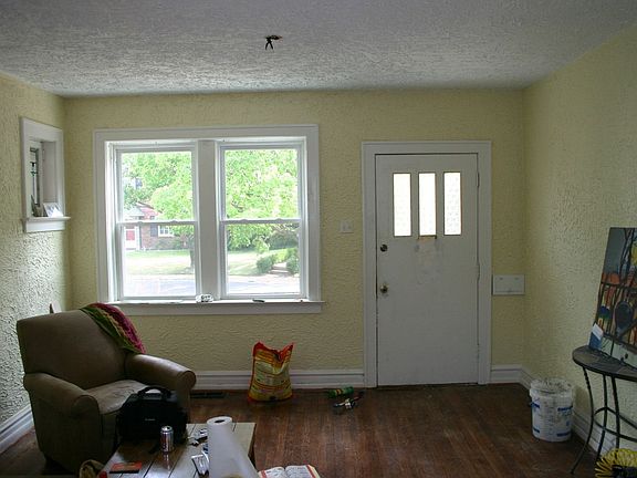 2nd image of 7339 Drexel Dr