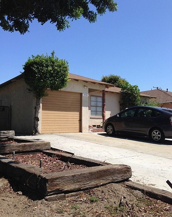 1st image of 14532 Disney Ave
