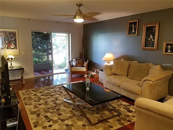 4th image of 3868 Island Way St