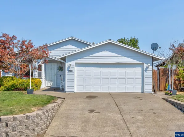 1208 SE Appleseed Dr, Dallas, OR 97338