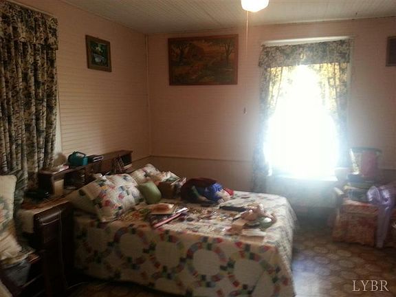 4th image of 1311 Hendricks Ave