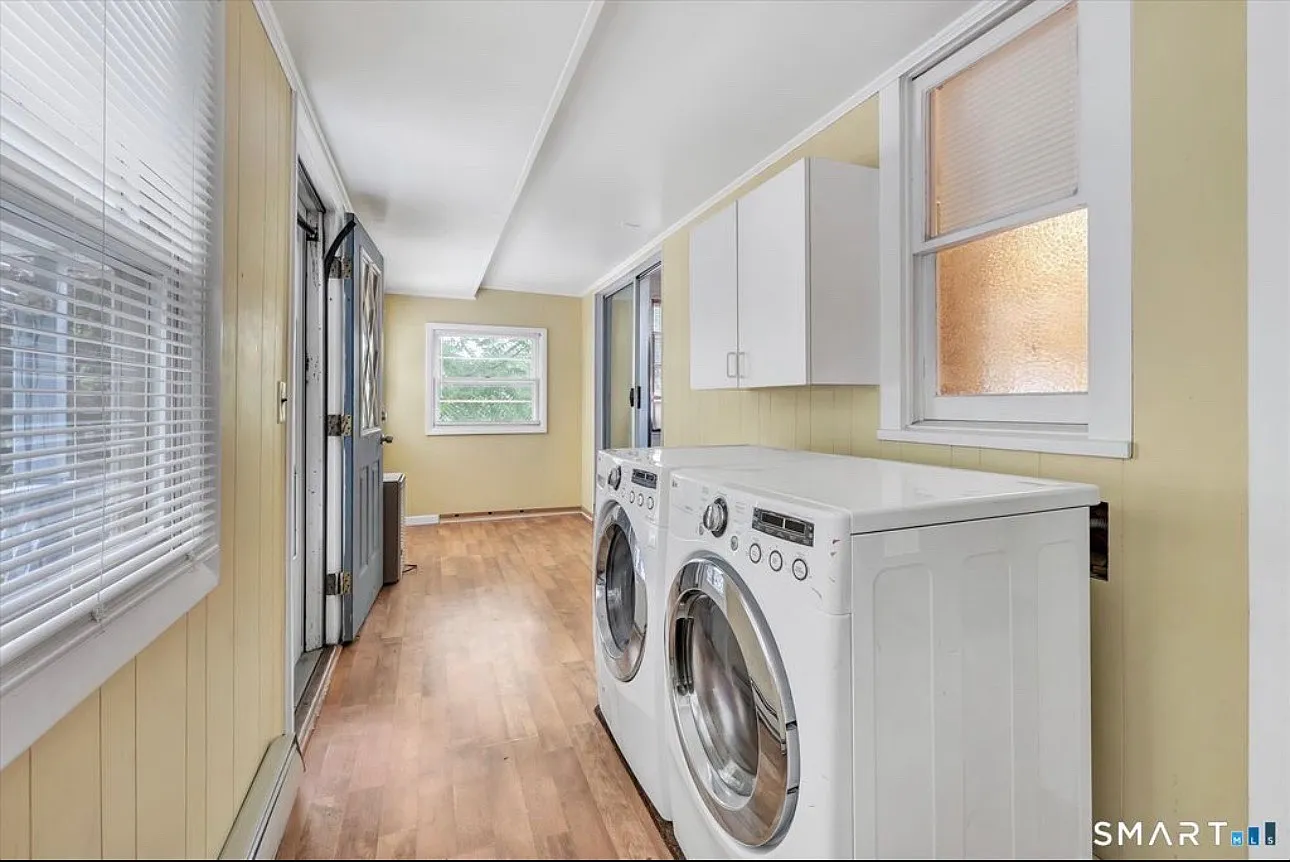 2 bed, 1000 sqft, $2,500 — Photo 1