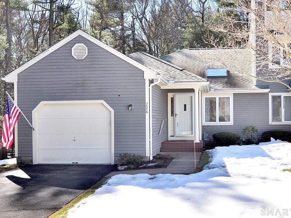 1st image of 228 Castlewood Drive #228